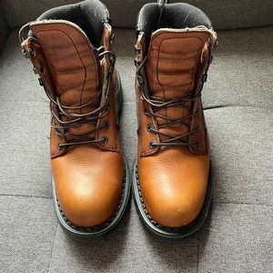 Redwing boots men’s size 8 1/2.